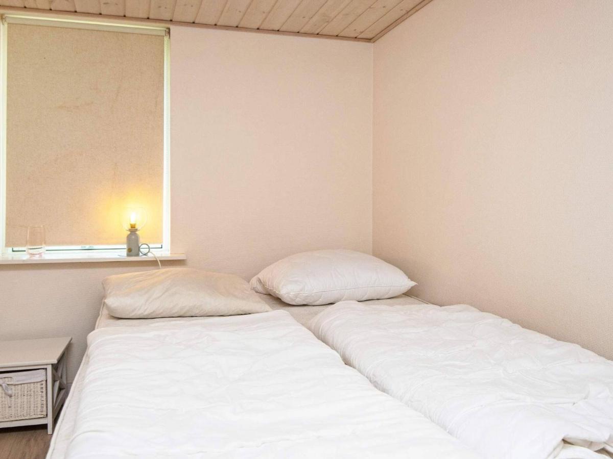 4 Person Holiday Home In B Rkop Borkop Bagian luar foto