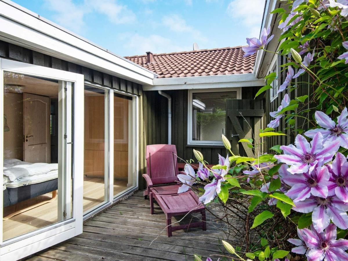4 Person Holiday Home In B Rkop Borkop Bagian luar foto