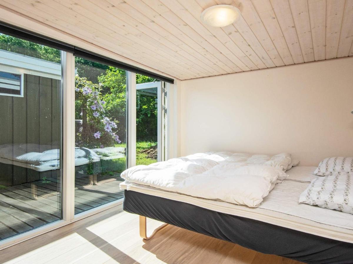 4 Person Holiday Home In B Rkop Borkop Bagian luar foto